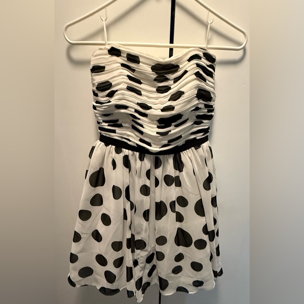 Guess Elegant White and Black Polka Dot Dress